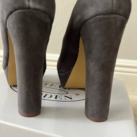 Steve Madden Heels - Picture 4 of 7